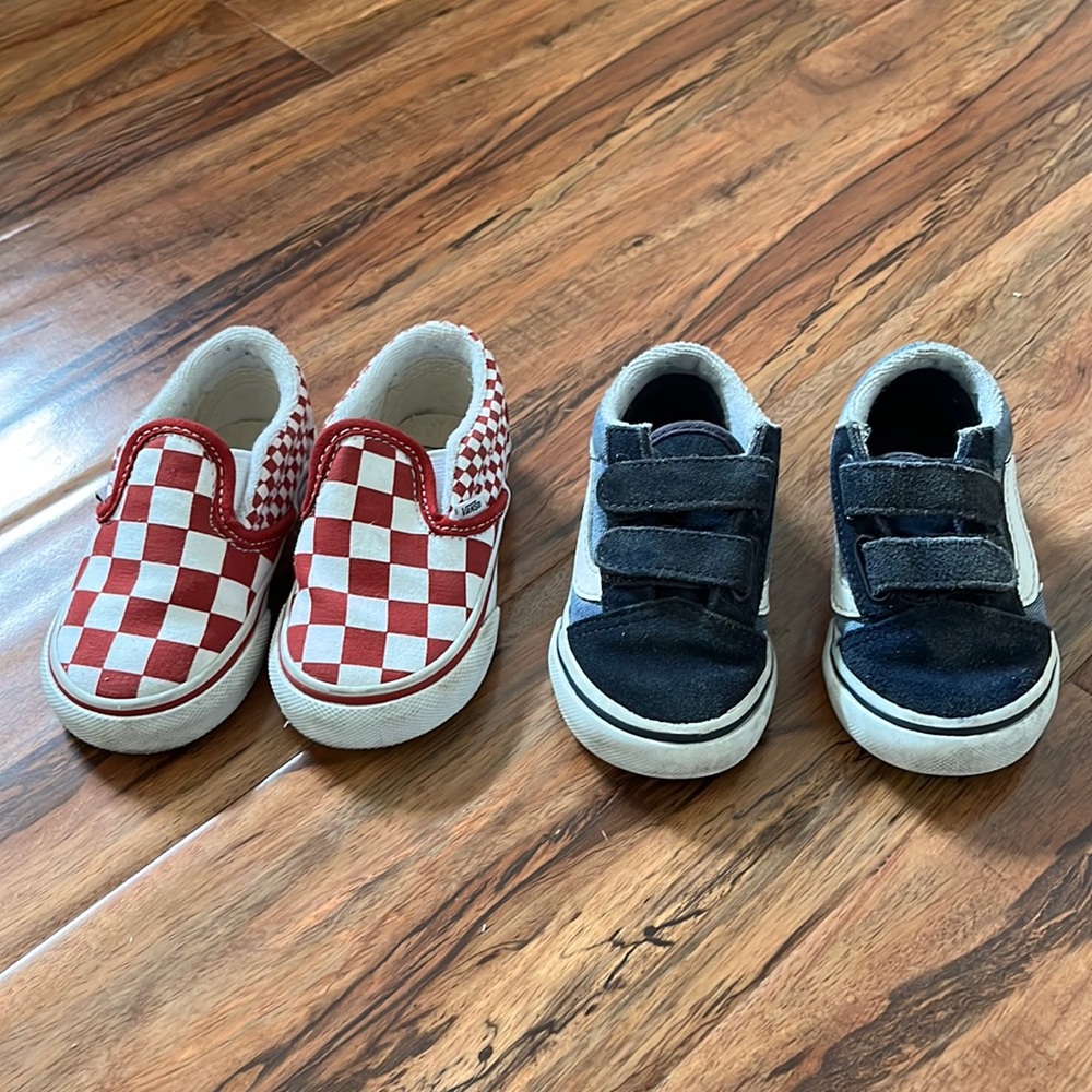 Toddler vans shoes (2 pairs)